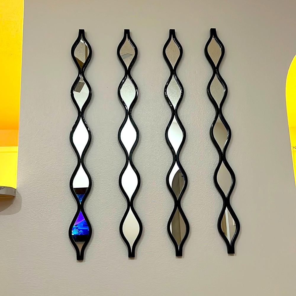 Tear Drop Wall Mirror Set of 4